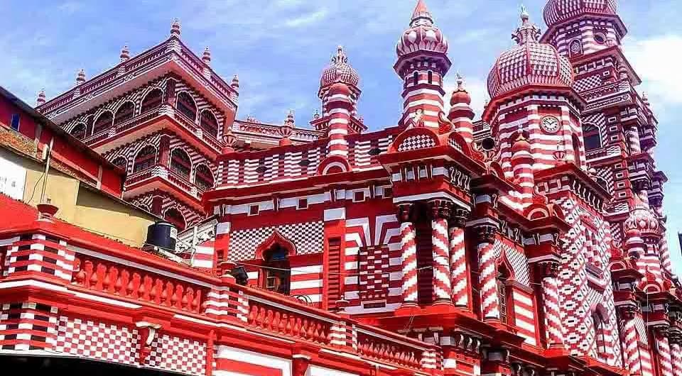 jami ul alfar red mosque in colombo srilanka daytour 2025 colombo red mosque daytour in srilanka 2025