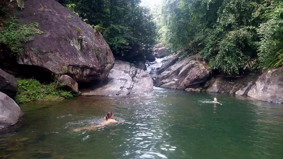 kitulgala srilanka river bathing best daytours agency in srilanka kitulgala river bathing in srilanka 2025 daytours