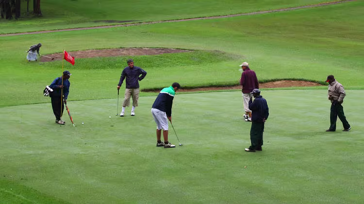 nuwraeliya golf club ground daytours in srilanka nuwaraeliya gold club ground in srilanka 2025