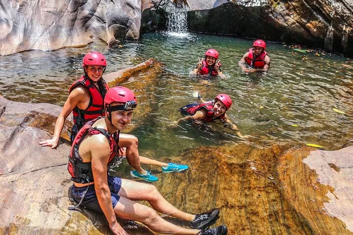 kitulgala canyoning adventure in srilanka